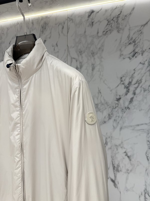 Moncler 남성 다운점퍼 슬림핏 데일리 001-265858
