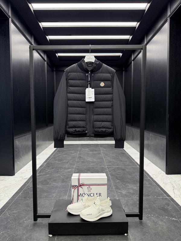 Moncler Verney 남성 3-in-1 숏 패딩 001-265868