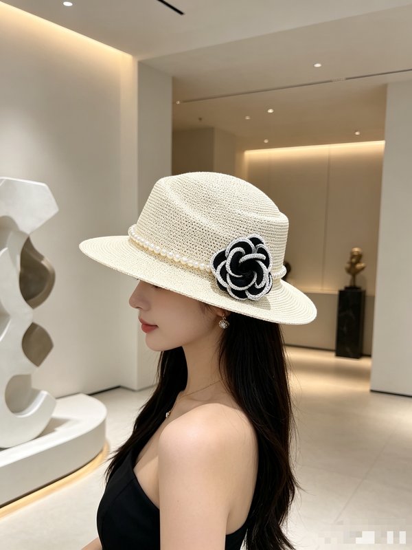샤넬 카멜리아 플랫 캡 001-265982