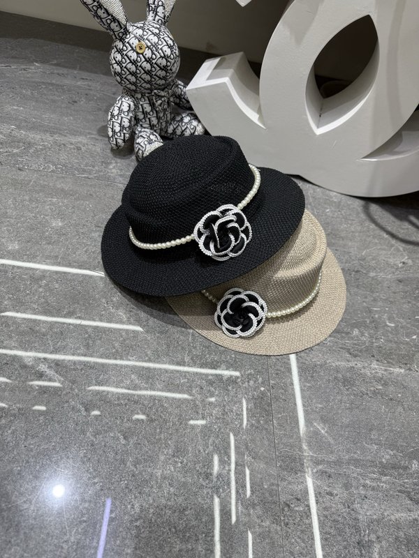샤넬 카멜리아 플랫 캡 001-265982
