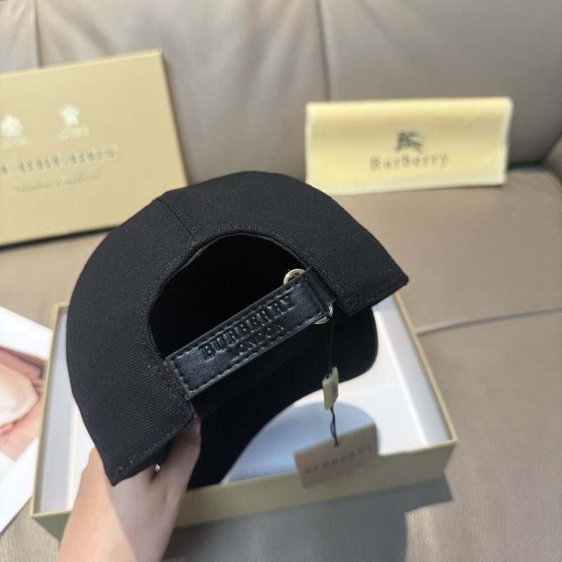 버버리 오리지널 볼캡 흑백 두색 001-266057