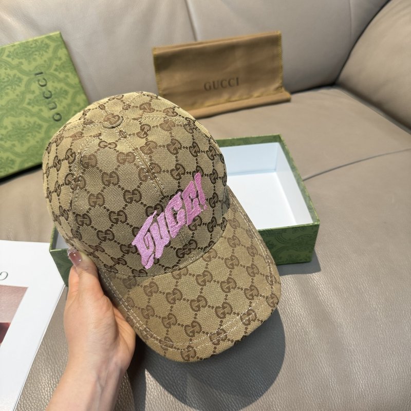 Gucci 아트 레터링 자수 야구모자 001-266075