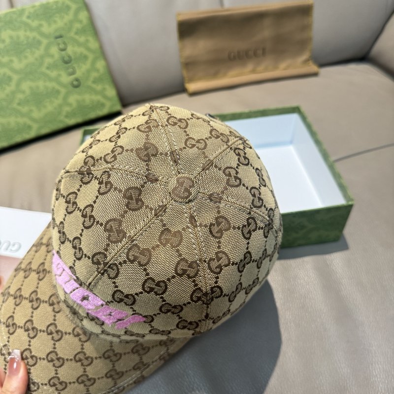 Gucci 아트 레터링 자수 야구모자 001-266075