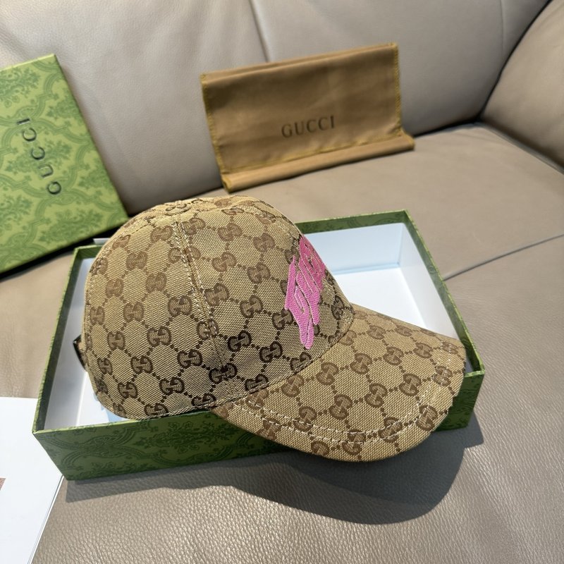 Gucci 아트 레터링 자수 야구모자 001-266075
