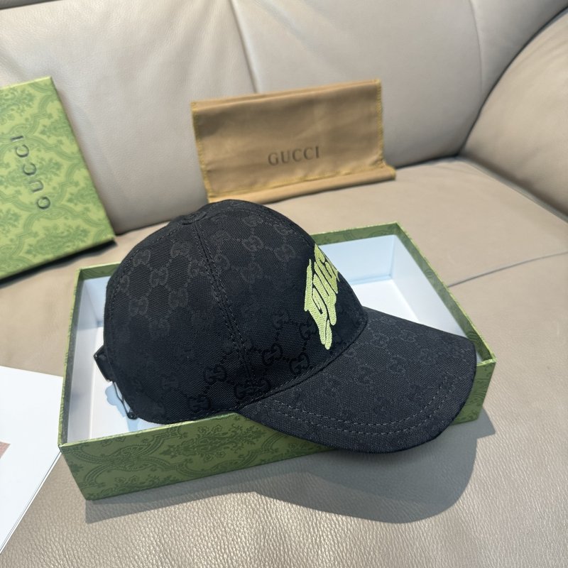 Gucci 아트 레터링 자수 야구모자 001-266076
