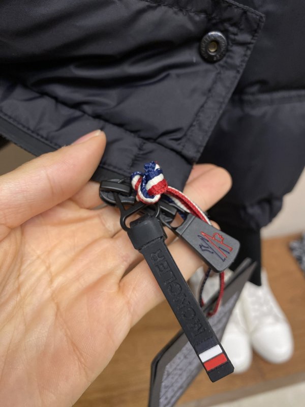 Moncler 겨울 신상 다운 자켓 아우터 001-266092