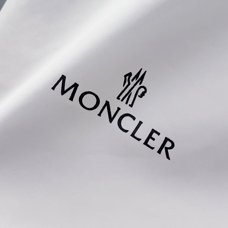 몽클레르 양면 다운 점퍼 001-266116
