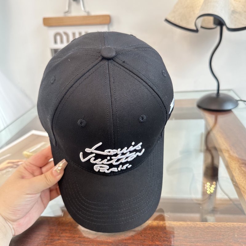 루이비통 볼캡 고급스러운 데일리룩 001-266289
