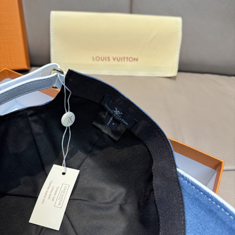 LV 자수 야구모자 (캔버스+소가죽) 001-266326
