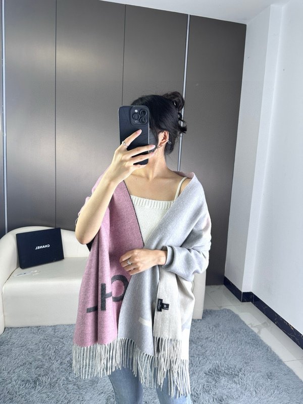 샤넬 캐시미어 양면 그라데이션 숄 001-266609