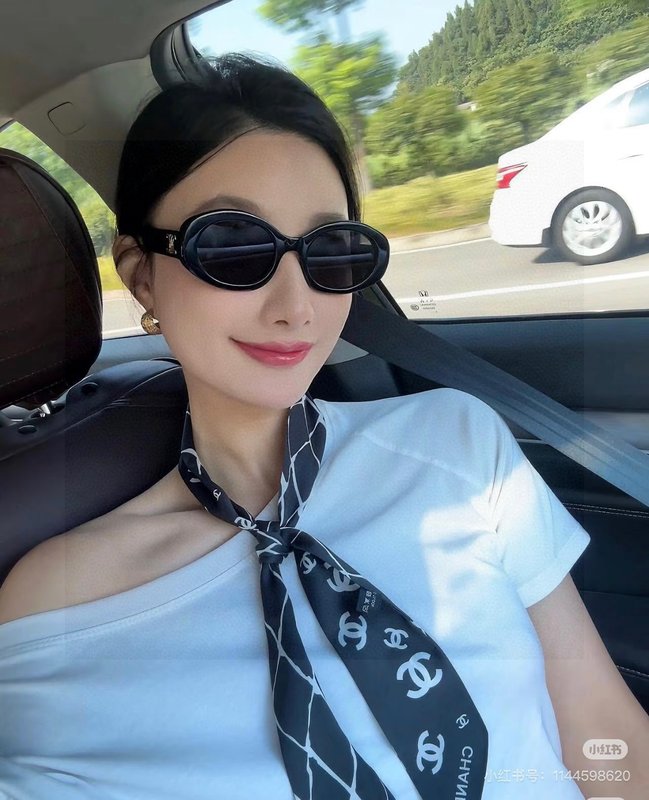 샤넬 양면 실크 헤어밴드 001-266690