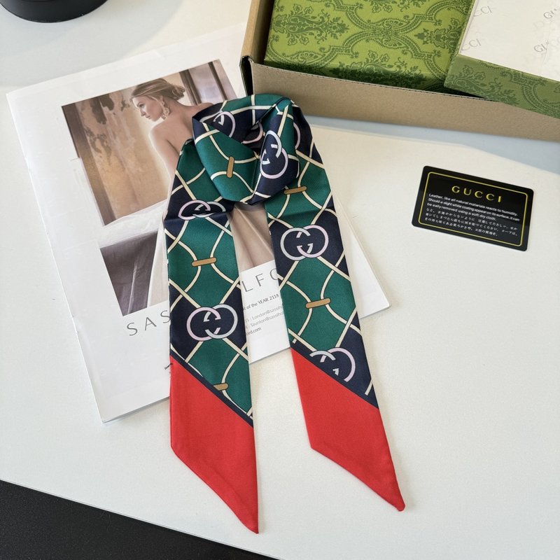 GUCCI 실크 트윌리 스카프 001-266718
