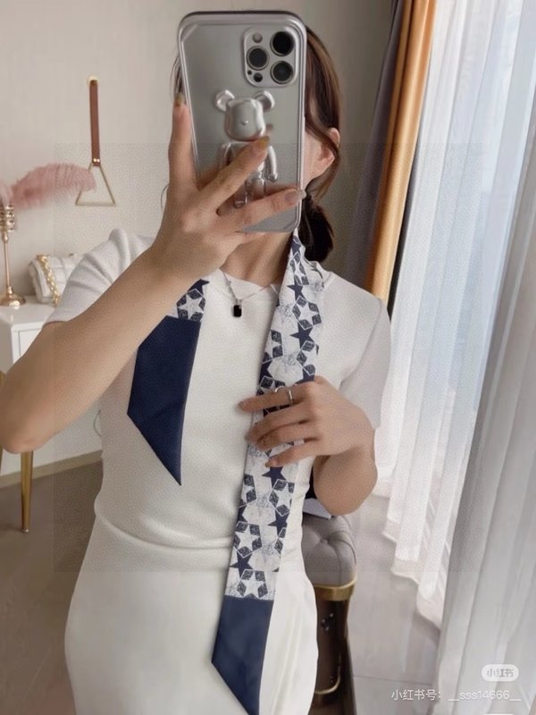 디올 럭키스타 실크 헤어밴드 001-266798