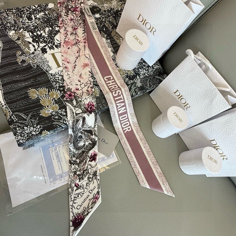 디올 MITZAH 올드 플라워 리본 001-266980