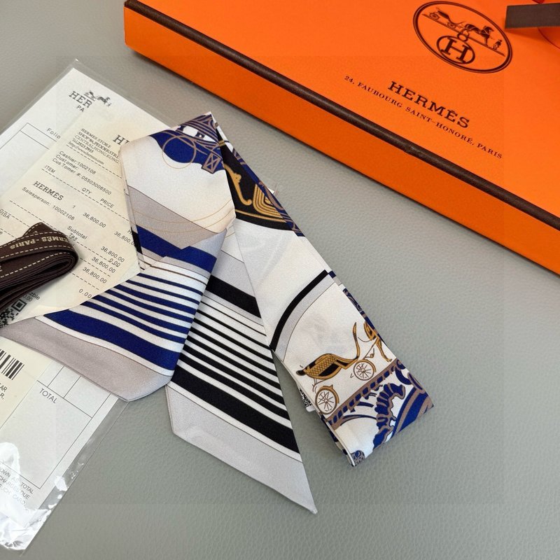 HERMES 장서장 Twilly 작은 스카프 001-267123
