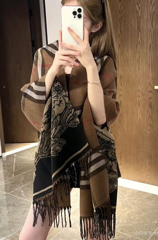 버버리 양면 자카드 머플러 001-267670