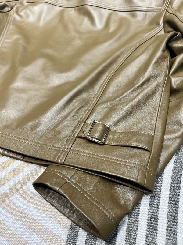 LV 캐주얼 양피 재킷 카키색 001-267980