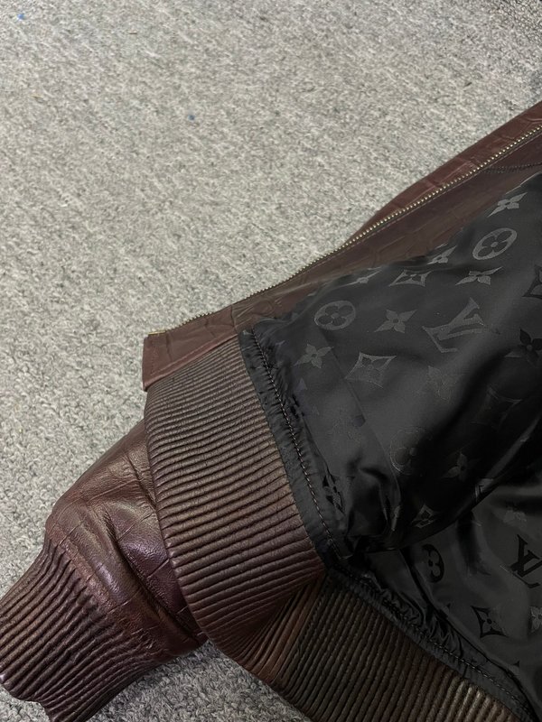 LV 25FW 남성 양피 자켓 001-268014