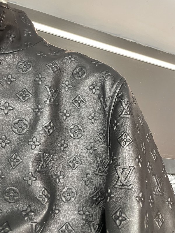 LV 남성 검정 양피 자켓 001-268024