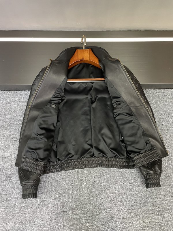 LV 남성 검정 양피 자켓 001-268024