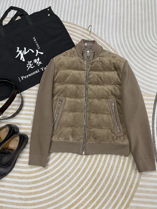 TomFord 스웨이드 다운 자켓 001-268150