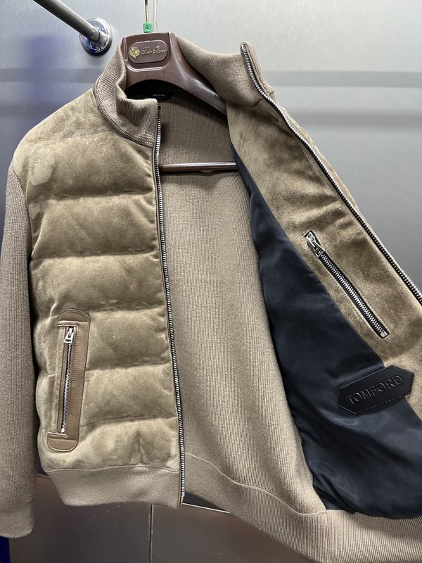 TomFord 스웨이드 다운 자켓 001-268161