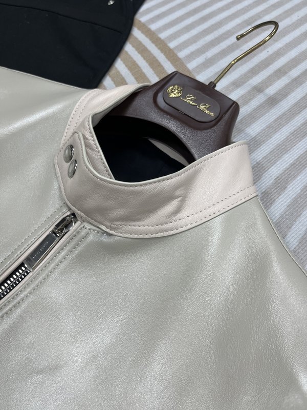 Tom Ford 심플 캐주얼 가죽 자켓 (화이트/아이보 001-268204