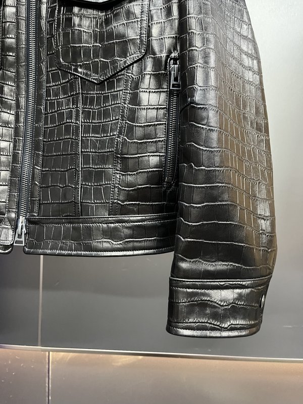 Tom Ford 악어 무늬 가죽 자켓 001-268229