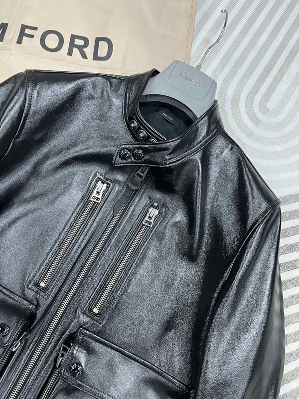 TOM FORD 블랙 레더 라이더 자켓 001-268231