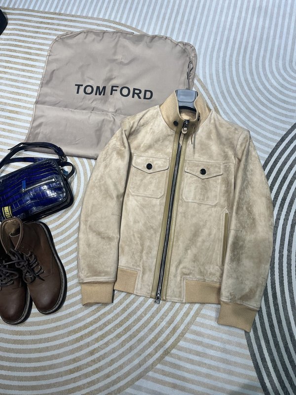 Tom Ford 스탠드칼라 스웨이드 가죽 자켓 001-268239