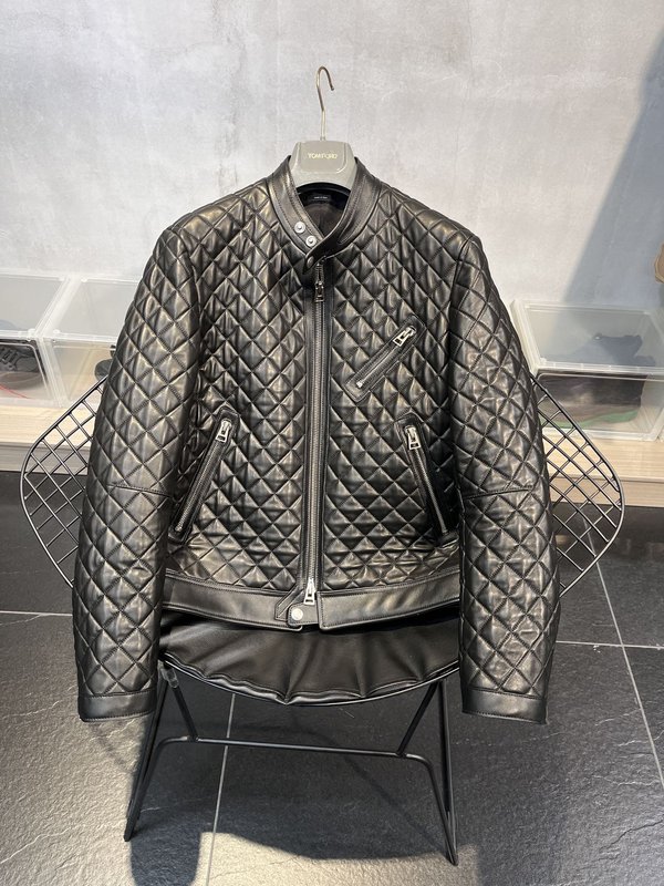 TOM FORD 다이아몬드 퀼팅 가죽 자켓 001-268264