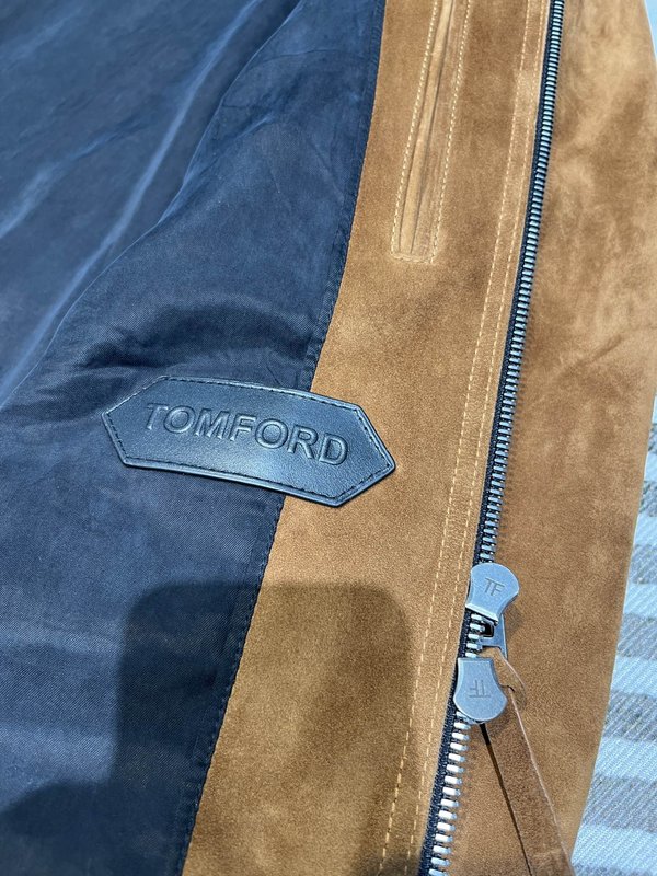 TOM FORD 스웨이드 양가죽 자켓 001-268268