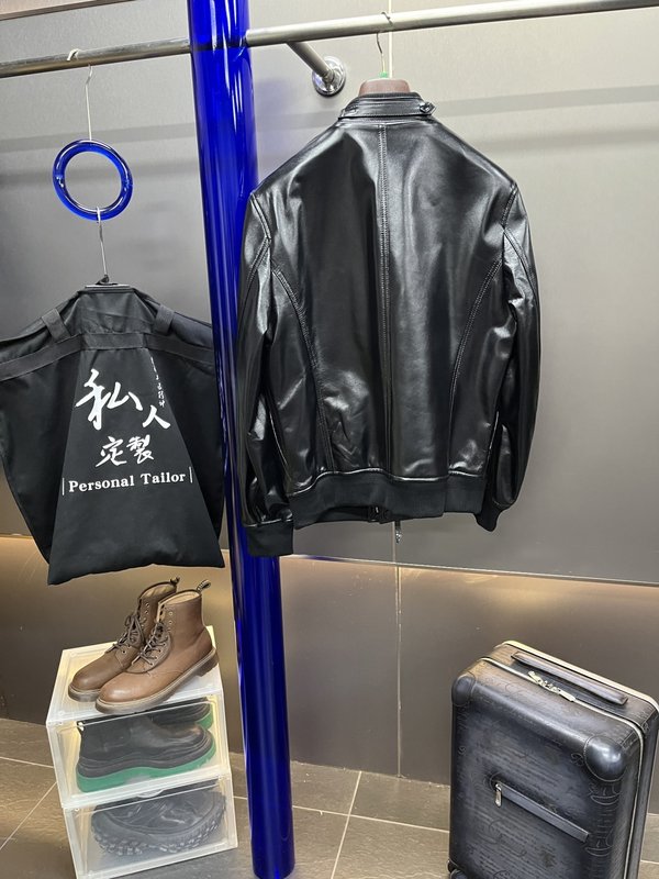 TOM FORD 블랙 도금 가죽 라이더 자켓 001-268276