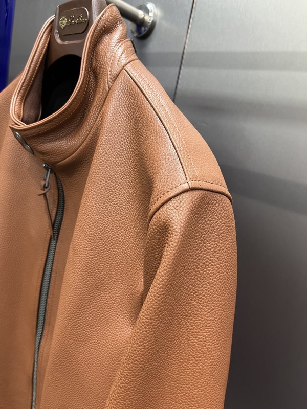 Tom Ford 파일럿 가죽자켓 001-268288