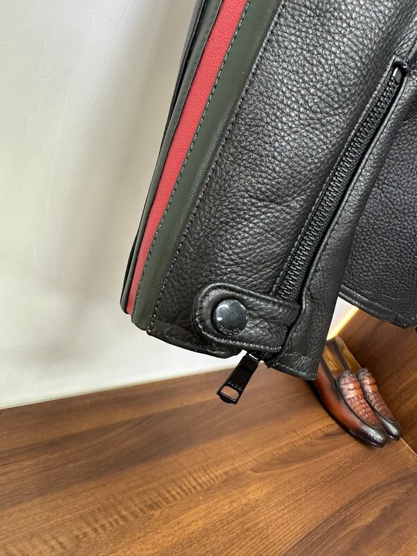 Gucci 클래식 웨빙 오토바이 가죽 자켓 001-268371