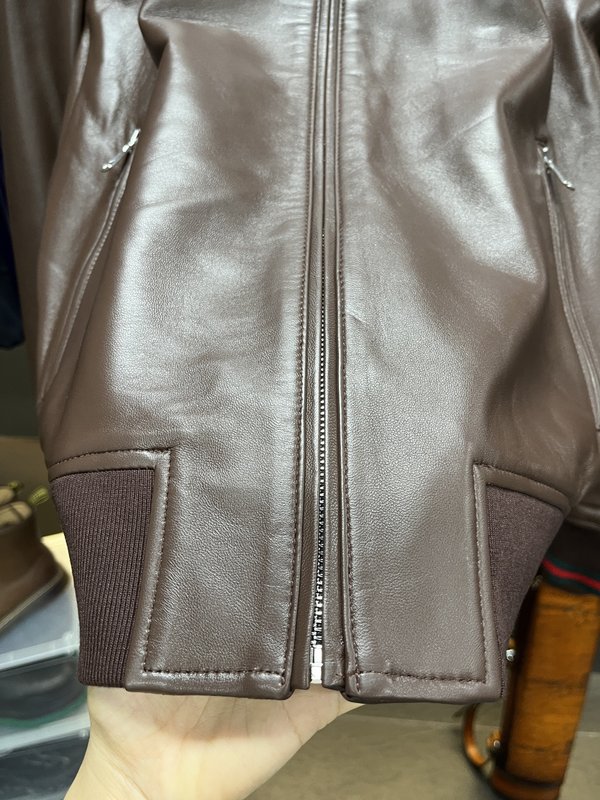 Gucci 정교한 자수 야구복 가죽자켓 001-268382