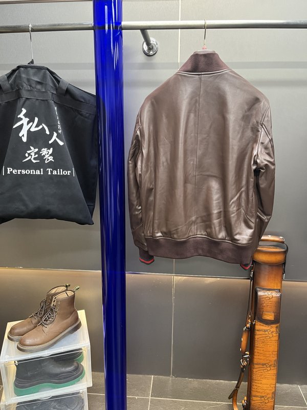 Gucci 정교한 자수 야구복 가죽자켓 001-268382
