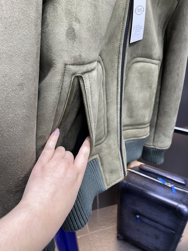TODS 양모피 일체형 숏 가죽 점퍼 001-268401