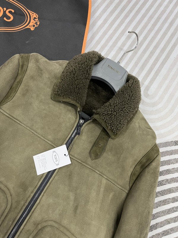 TODS 양모피 일체형 숏 피 자켓 001-268400