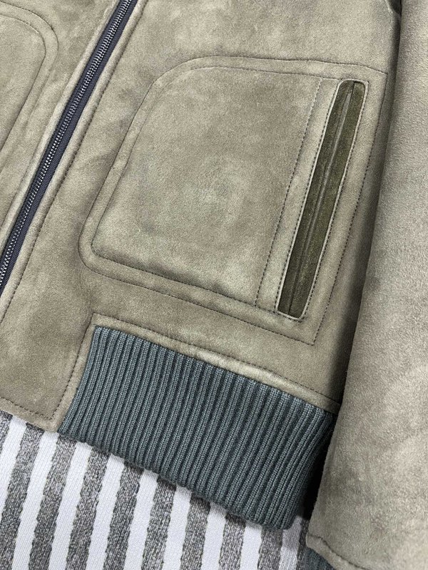 TODS 양모피 일체형 숏 피 자켓 001-268400