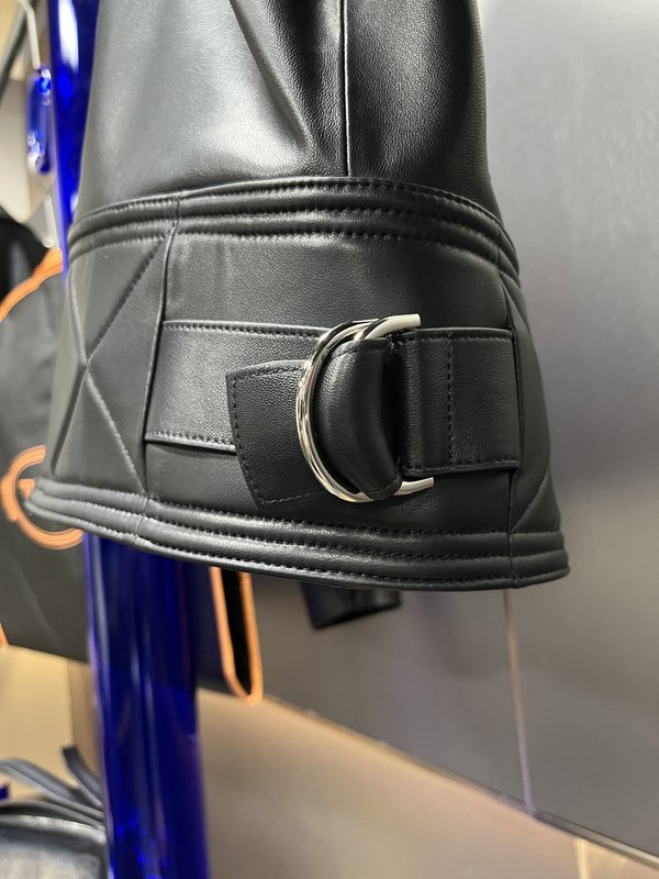 TODS 블랙 라이더 재킷 001-268404