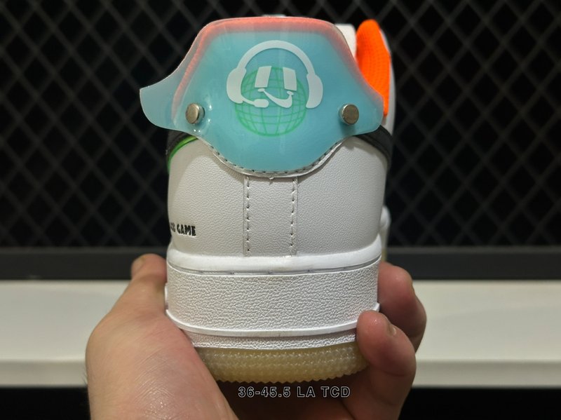 Nike Air Force 1 로우 탑 캐주얼 스니커즈 001-269385