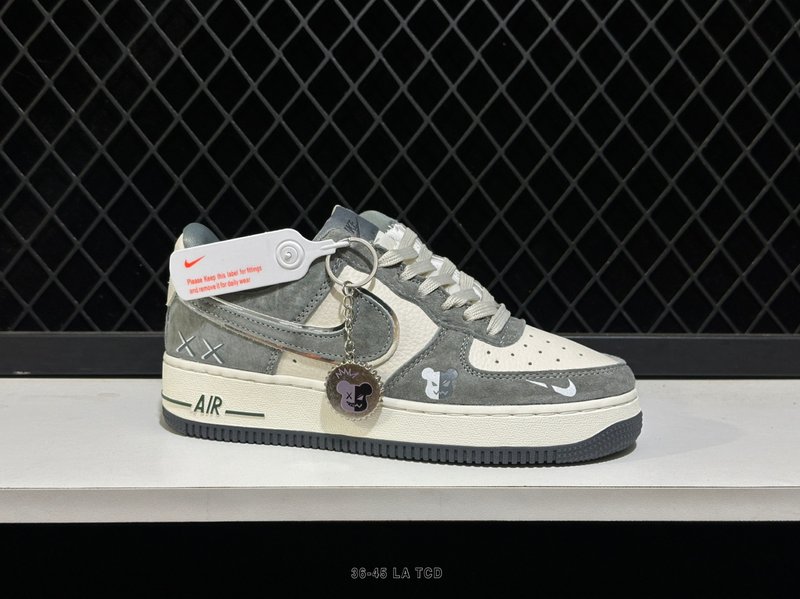 나이키 UNDEFEATED x Air Force 1 로 001-269447