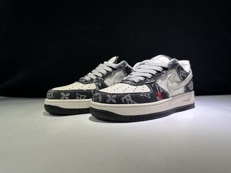 LV 협업 Nike Air Force 1 로우탑 스니커즈 001-269483