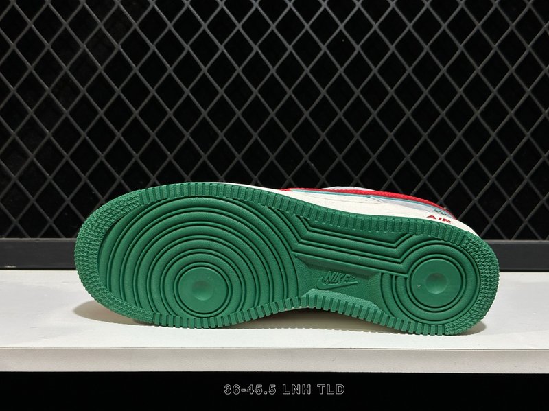 NIKE AIR FORCE 1 로우탑 에어포스 원 001-269546