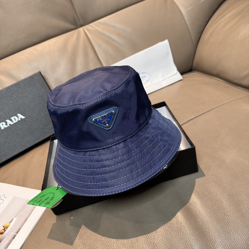 Prada 버킷햇 클래식 역삼각형 메탈 로고 001-269988