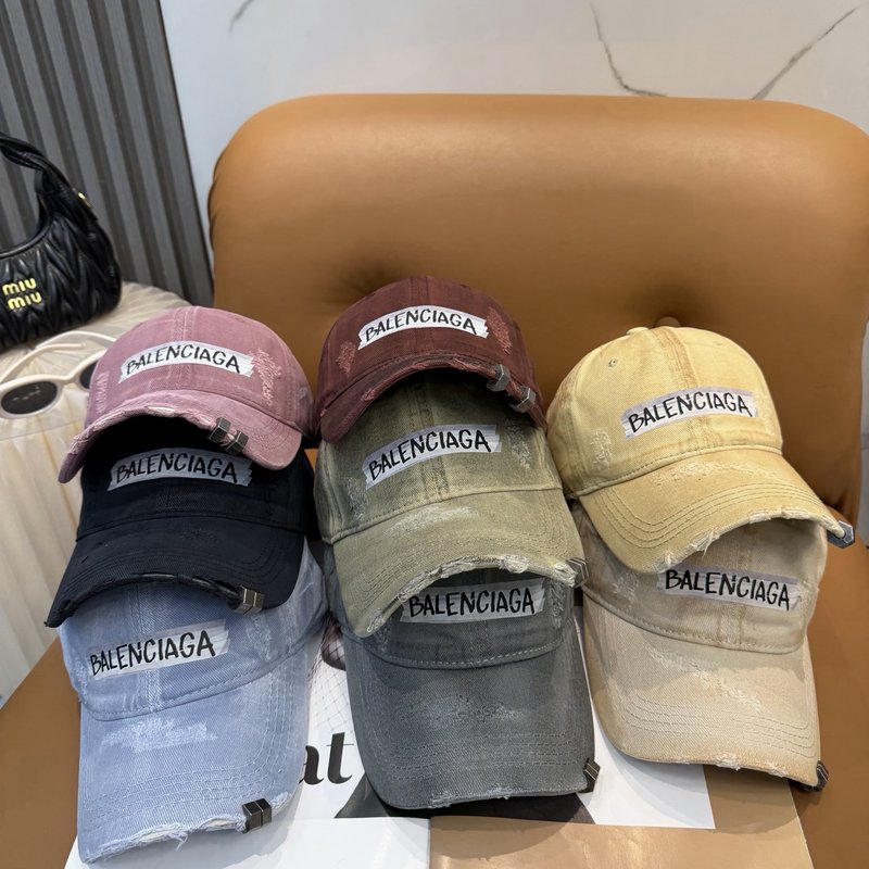 발렌시아가 워시드 코튼 볼캡 001-270557