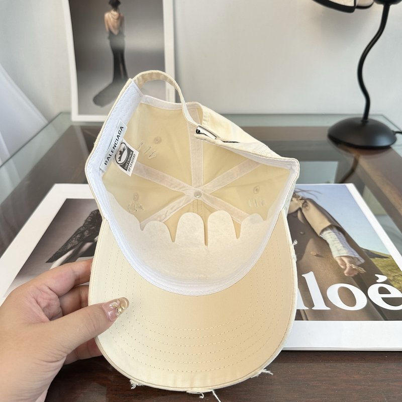 발렌시아가 레터 야구모자 001-270564