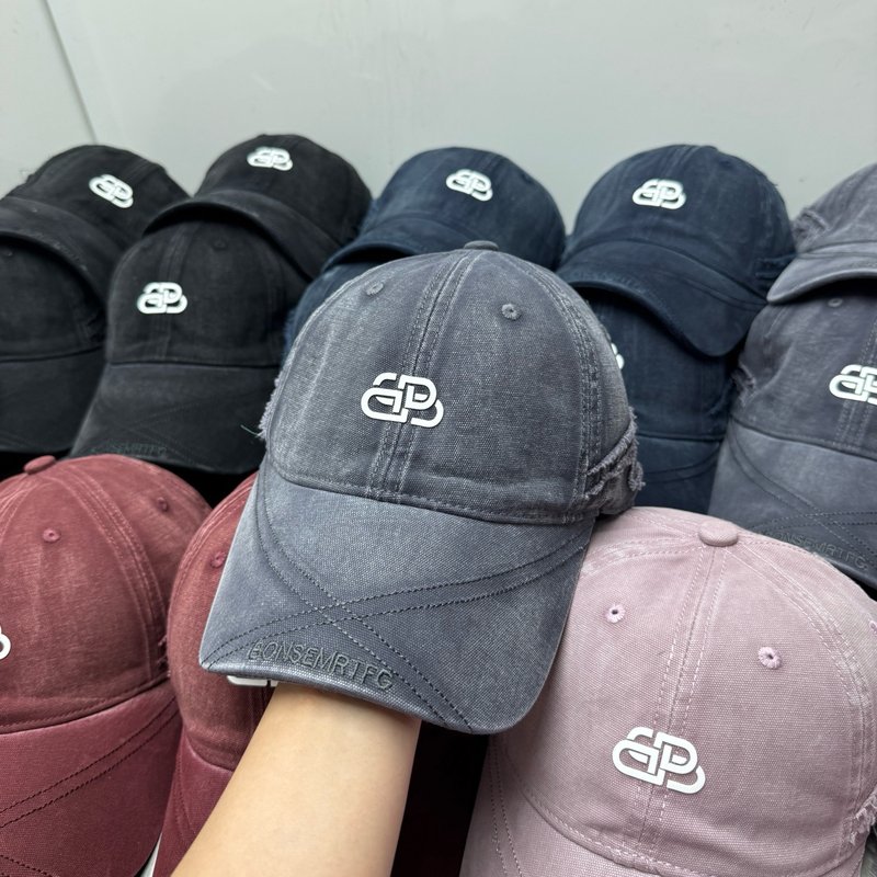 발렌시아가 워싱 볼캡 001-270583