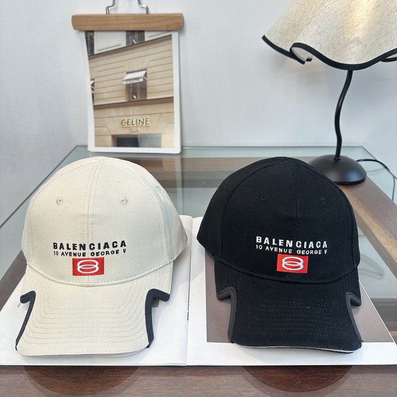 발렌시아가 레터 야구모자 001-270589